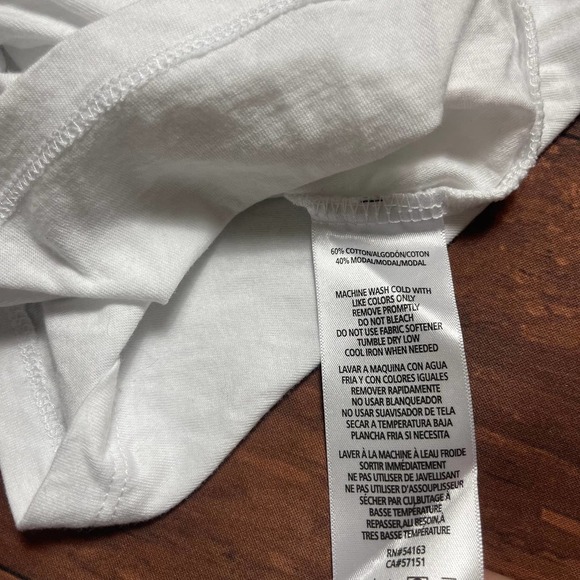 Calvin‎ Klein Performance Women's White Rainbow Logo Cropped Shirt Size S - Picture 6 of 6